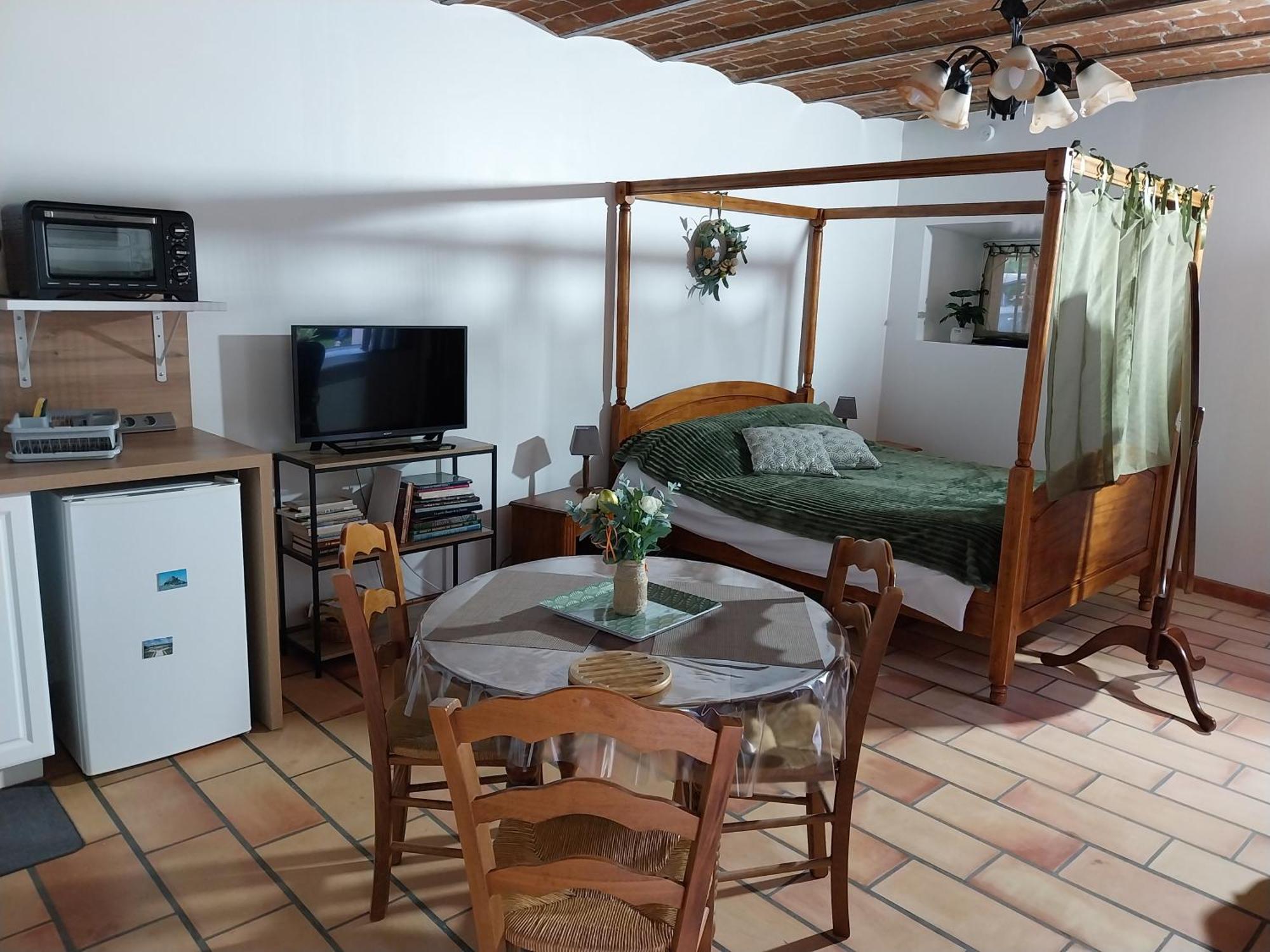 Du Moulin Du Ponceau Apartment Rubelles